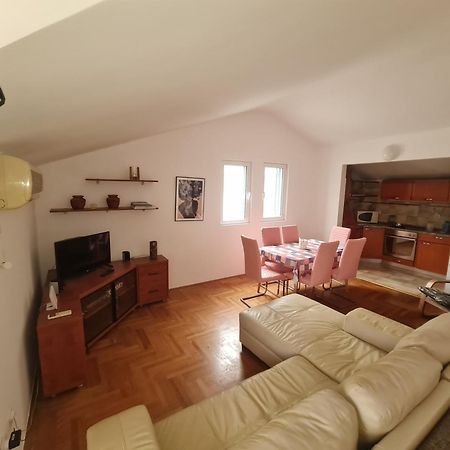 Nerina Apartment Petrovac Exterior photo