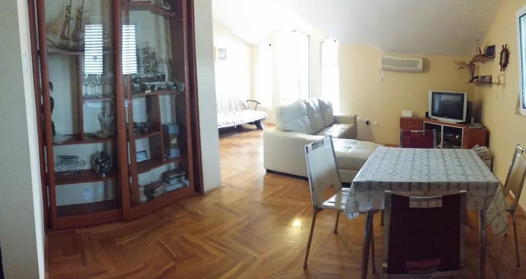 Nerina Apartment Petrovac Exterior photo